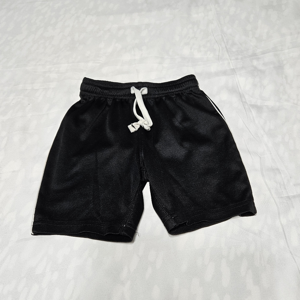 Boy Multi-Color Shorts Bundle - Picture 4 of 8